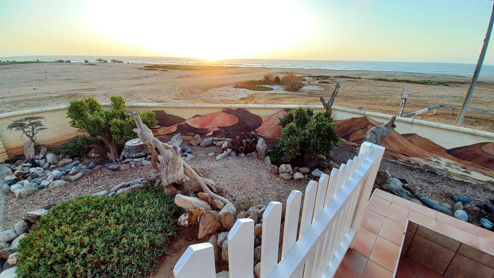 Huisie Langs Die See Swakopmund Buitenkant foto
